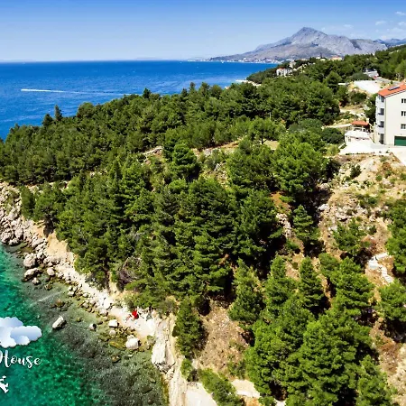 The Pine * Omiš